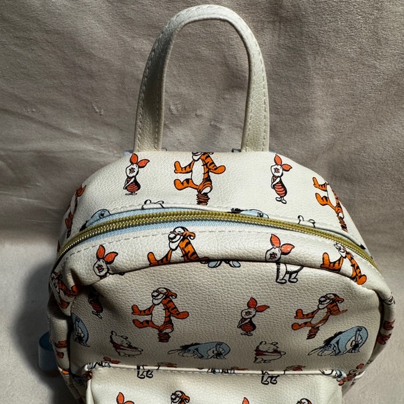Disney Winnie the Pooh Backpack EUC - Picture 5 of 12